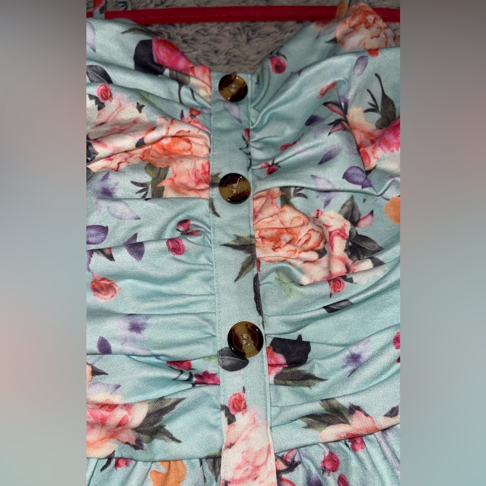 NWOT- Beautiful Floral Sundress in Size Small. Brand New! - Picture 13 of 16